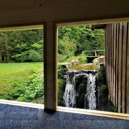Вилла Wooden House With A Waterfall "Stipanov Mlin" Плитвицкие озёра Экстерьер фото